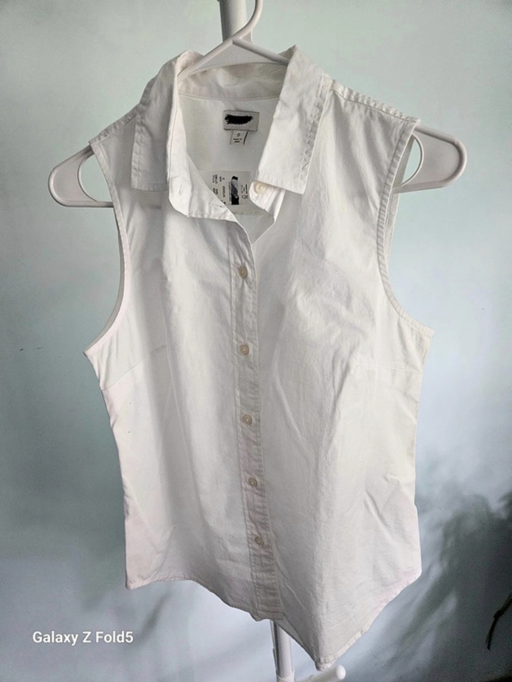 J.Crew Sleeveless cotton poplin shirt in signature fit White Small